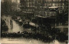 Inondations de Janvier 1910 - Le Boulevard Diderot et la rue de Bercy à Paris 12e