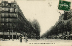Paris 7e - L'Avenue Bosquet  à Paris 7e