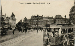 Paris 5e - La Place Saint-Michel à Paris 5e