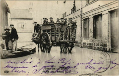 Carte postale ancienne Crue de la Seine - Rue Félicien David
                                                                     à Paris 16e
                                
