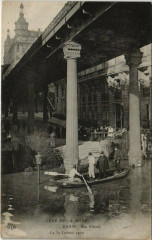 Carte postale ancienne Crue de la Seine - Rue Alboni - Le 30 Janvier 1910
                                                                     à Paris 16e
                                