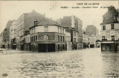 Carte postale ancienne Crue de la Seine - Grenelle - Carrefour Violet - 28 Janvier 1910
                                                                     à Paris 15e
                                