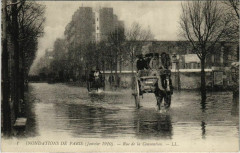 Carte postale ancienne Inondations de Janvier 1910 - Rue de la Convention
                                                                     à Paris 15e
                                