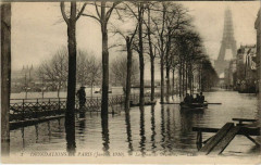 Inondations de Paris (Janvier 1910) - Le Quai de Grenelle à Paris 15e