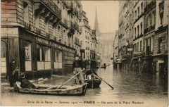 Paris 5e - Un coin de la Place Maubert à Paris 5e