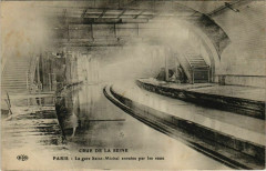 Carte postale ancienne Paris 5e - La gare Saint-Michel envahie par les eaux
                                                                     à Paris
                                
