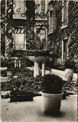 Paris 7e - Grand Garage à Paris 7e