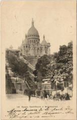 Carte postale ancienne Montmartre - Square Saint-Pierre
                                                                     à Paris 18e
                                
