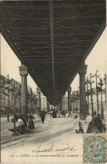 Carte postale ancienne Le Boulevard de la Chapelle
                                                                     à Paris 10e
                                