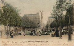 Paris 9e - Square d'Anvers à Paris 9e