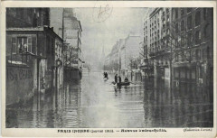 Carte postale ancienne Paris Inondé (Janvier 1910) - Avenue Ledru-Rollin
                                                                     à Paris 12e
                                