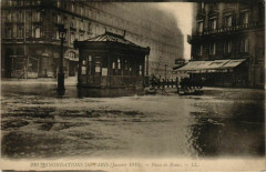 Paris 8e - Place de Rome - Ll.210  à Paris 8e