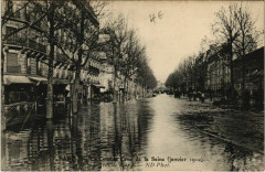 Paris 7e - L'Avenue Rapp  à Paris 7e