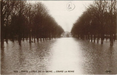 Paris 8e - Crue de la Seine - Cours la Reine  à Paris 8e