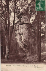 Nangis Ancien Chateau feodal France à Nangis