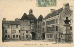 Tournan Hotel de Ville