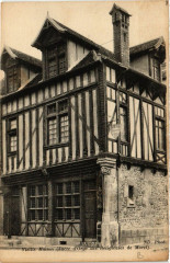 Moret - Vieille Maison