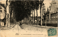 Fontainebleau - Avenue du Chemin-de-Fer à Fontainebleau