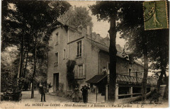 Moret-sur-Loing - Hotel-Restaurant A Robinson - Vue des Jardins -
													77 Seine et Marne
												