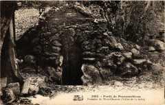 Foret de Fontainebleau - Fontaine du Mont Chauvet à Fontainebleau