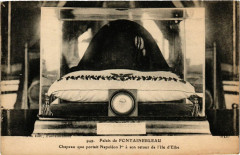 Palais de Fontainebleau - Chapeau que portait Napoleon Ier à Fontainebleau