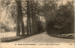 Palais de Fontainebleau - Allée de Sully Jardin Anglais à Fontainebleau