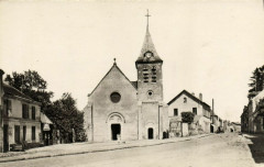 Ozoir la Ferriere Place de l'Eglise