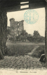 Chevreuse - Tour cassée