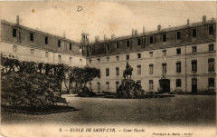 Ecole de Saint-Cyr Cour Rivoli