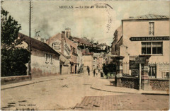 Meulan - La Rue de Mantes