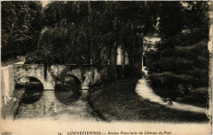 Louveciennes - Ancien Pont-levis du Chateau de Pont à Louveciennes