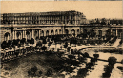 Versailles - Grand Trianon sur les Jardins -
																					78000 Versailles
																			