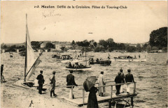 Meulan - Defile de la Croisiere.Fetes du Touring-Club