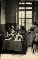 Ecole de Saint-Cyr - Dejeuner a l'Infirmerie