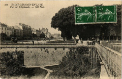 Saint-Germain-en-Laye - Vue sur l'Esplanade -
																					78100 Saint-Germain-en-Laye
																			