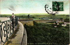 Saint-Germain-en-Laye - Le Viaduc du Chemin de fer vu à Saint-Germain-en-Laye