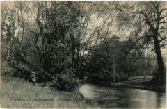 Parc de Villeveuve l'Etang - L'Arbre cauelle
