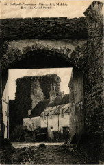Vallée de-Chevreuse - Chateau de la Madeleine - Entrée du Grand à Chevreuse