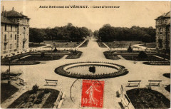 Aisle National du Vesinet - Cour d'honneur