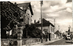 Neauphile-le-Chateau - Route de Saint-Germain