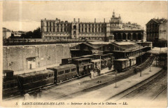 Saint-Germain-en-Laye - Interieur de la Gare et le Chateau à Saint-Germain-en-Laye