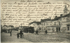 Poissy-La Gare et la Place de la Mairie à Poissy