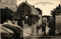 Montmorency - La Rue de la Grille et l'Institution -
																					95160 Montmorency
																			