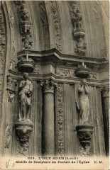 L'Isle-Adam (S.-et-O.)- Motifs de Sculpture du Portaul de l'Eglise à L'Isle-Adam