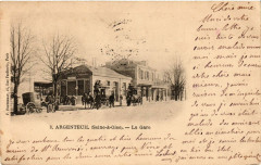 Argenteuil - La Gare à Argenteuil