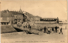 Port-en-Bessin - Le Pont Tournant et la Poissonnerie