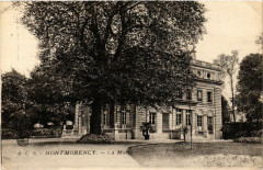 Montmorency - La Mairie à Montmorency