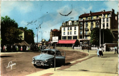 Argenteuil - La Place de la Gare à Argenteuil