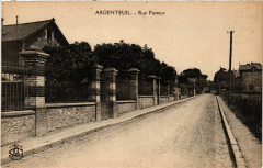 Argenteuil - Rue Pasteur -
																					95100 Argenteuil
																			