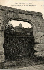 Auvers-sur-Oise - Le Clocher,vu de la Rue Montmaun à Auvers-sur-Oise